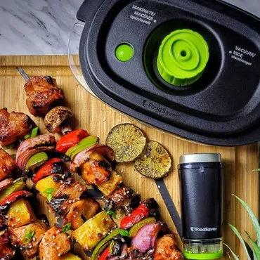 Jak prawidłowo używać trybu marynowania w pojemnikach próżniowych FoodSaver?